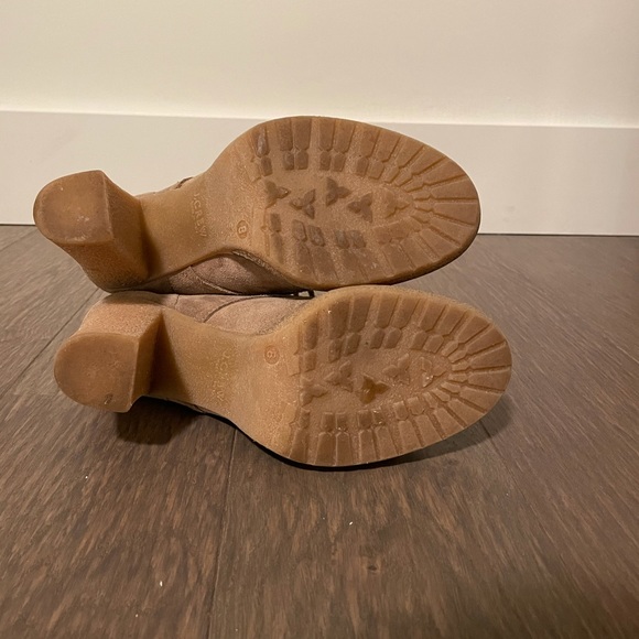 J.Crew beige leather bootie size 8 made in Italy - Picture 3 of 8